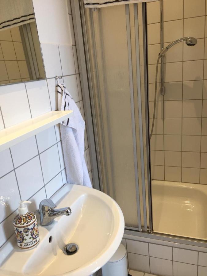 Moderne Wohnung In Der Innenstadt Von Bad Oeynhausen Exterior foto